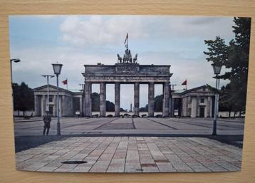 Foto van grens DDR 2 maanden voor val van de muur - 1989 beschikbaar voor biedingen