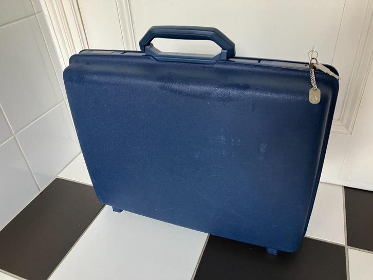 Reiskoffer koffer Samsonite - 53 x 40 x 15 cm - Zie foto’s, Sieraden, Tassen en Uiterlijk, Koffers, Zo goed als nieuw, Hard kunststof