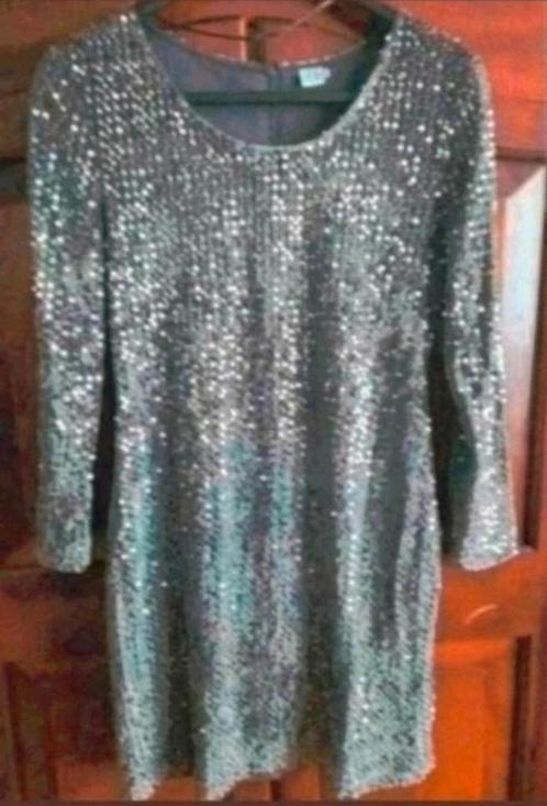 Nieuwe midden grijs Saint Tropez pailletten jurkje XL, Kleding | Dames, Jurken, Nieuw, Maat 42/44 (L), Grijs, Boven de knie, Verzenden