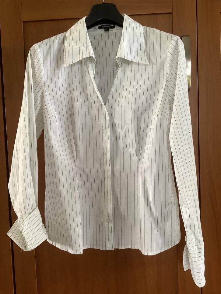 Wit/grijs gestreepte blouse getailleerd/slimfit/ stretch XL, Kleding | Dames, Blouses en Tunieken, Zo goed als nieuw, Maat 46/48 (XL) of groter