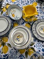Italiaanse stijl dinerservies - 10-12 personen, Huis en Inrichting, Ophalen, Overige stijlen