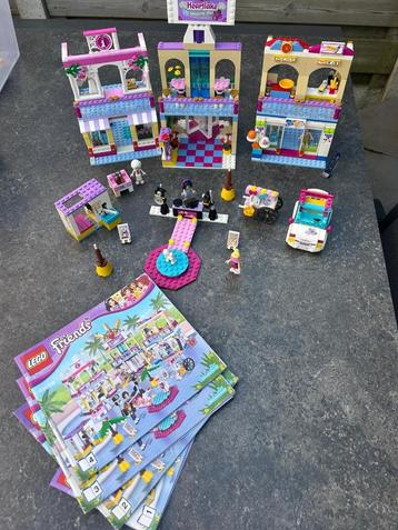 Lego Friends Heartlake Winkelcentrum (41058) beschikbaar voor biedingen