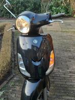 Te koop sym fiddle 11  25 km is prima alleen rem piept € 275, Maximaal 25 km/u, Benzine, Gebruikt, Ophalen