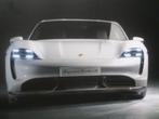 Porsche Taycan Boek, Ophalen of Verzenden, Zo goed als nieuw, Porsche
