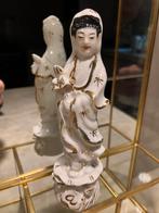 Porseleinen beeldje GUANYIN, Antiek en Kunst, Antiek | Porselein, Ophalen of Verzenden