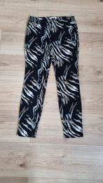 Broek rechte pijp, Zwart, Maat 42/44 (L), Ophalen of Verzenden, Zo goed als nieuw