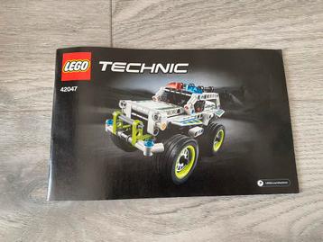 Lego Technic 42047 - Politie onderscheppingsvoertuig beschikbaar voor biedingen