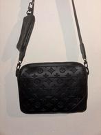 Louis Vuitton Duo Messenger Bag Black Monogram, Sieraden, Tassen en Uiterlijk, Tassen | Schoudertassen, Ophalen of Verzenden, Zo goed als nieuw