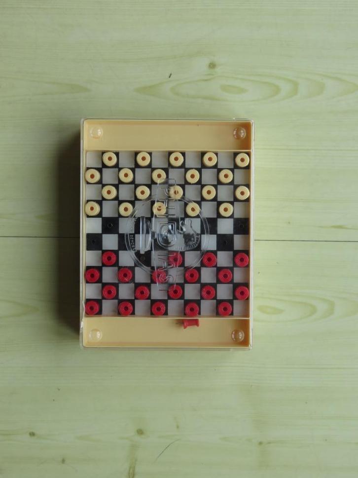 Reisspel schaken en dammen, Hobby en Vrije tijd, Gezelschapsspellen | Bordspellen, Gebruikt, Een of twee spelers, Reisspel, Ophalen