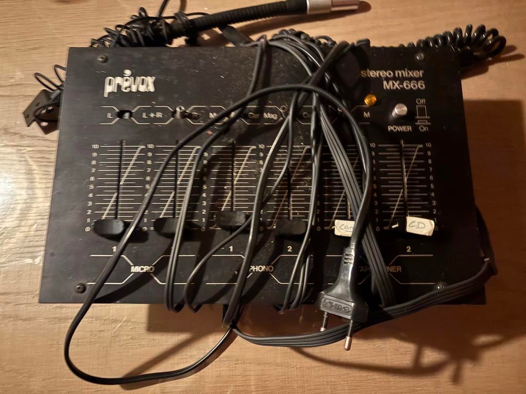 Prevox MX-666 Stereo Mixer - Gebruikt, Muziek en Instrumenten, Mengpanelen, Ophalen, Gebruikt, 5 tot 10 kanalen, Microfooningang