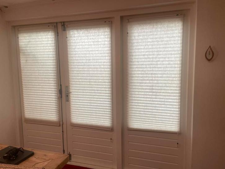 Openslaande tuindeuren incl plissé van luxaflex, Doe-het-zelf en Verbouw, Deuren en Horren, Zo goed als nieuw, Buitendeur, 215 cm of meer
