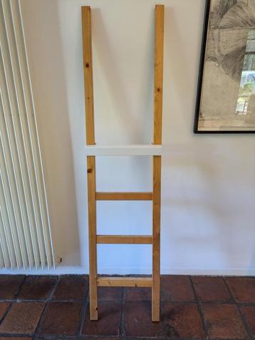 Trapje hoogslaper Lundia beschikbaar voor biedingen