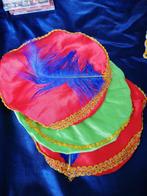 Pieten muts nieuw 2 rood met veer 1groen zonder veer, Ophalen of Verzenden, Nieuw