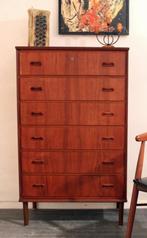 Jaren 60 hoge (119 cm) Deense ladekast mid century design, Huis en Inrichting, Kasten | Ladekasten, Gebruikt, 100 tot 150 cm, -