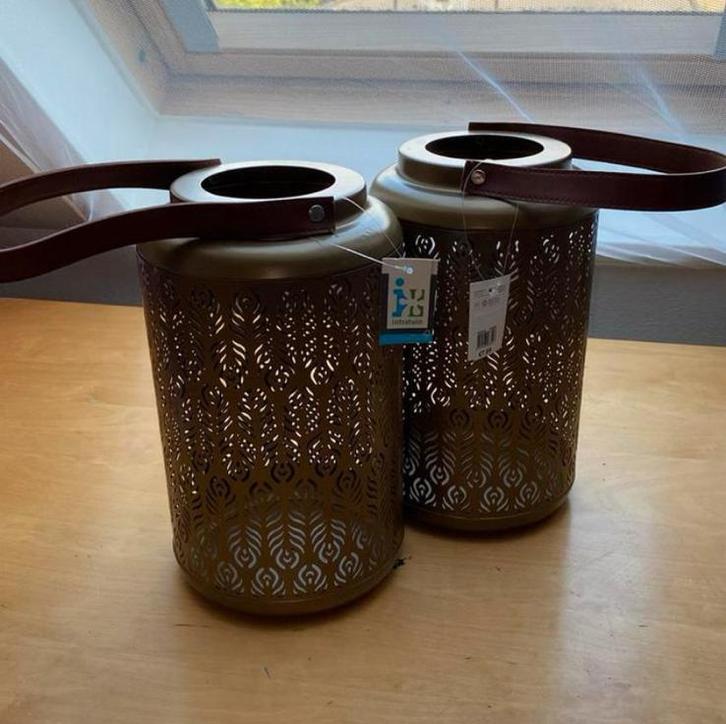 2x windlicht goud met patroon en lederen handvat: intratuin, Huis en Inrichting, Woonaccessoires | Kandelaars en Kaarsen, Nieuw