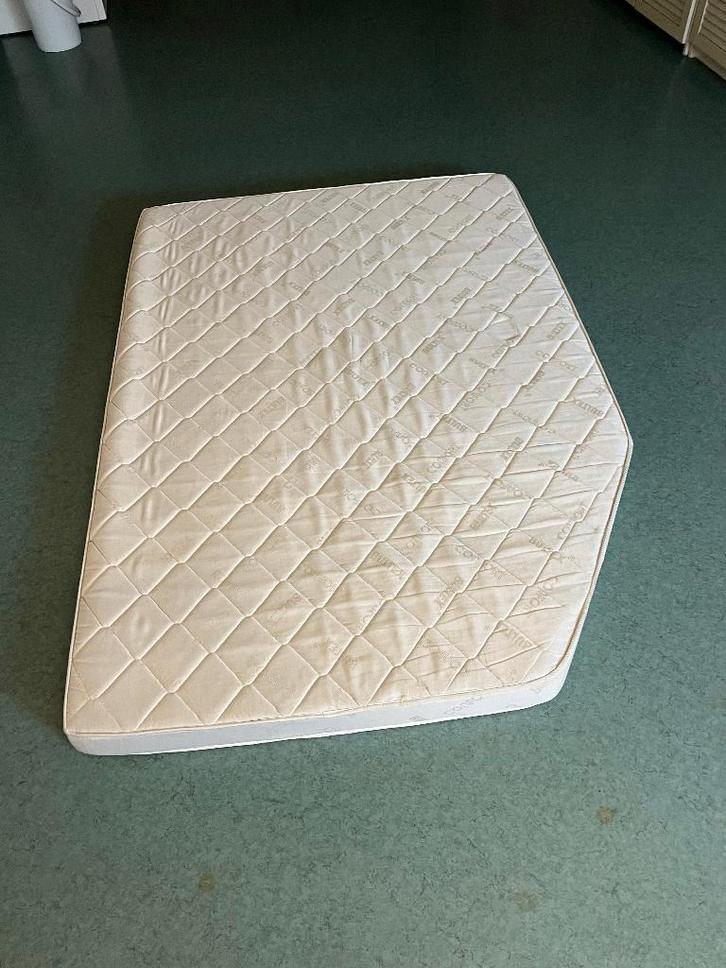 Campermatras met hoekuitsparing, Caravans en Kamperen, Camper-accessoires, Ophalen of Verzenden