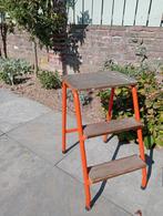 Vintage trapje, Merk Brabantia. Vintage/retro design., Doe-het-zelf en Verbouw, Ladders en Trappen, Ophalen of Verzenden, Zo goed als nieuw