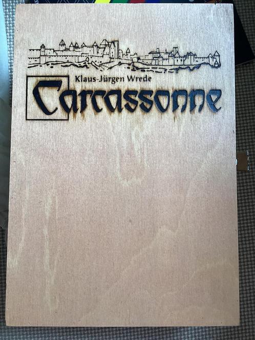 Carcassonne in luxe houten doos, De Stad, compleet, Hobby en Vrije tijd, Gezelschapsspellen | Bordspellen, Zo goed als nieuw, Ophalen of Verzenden