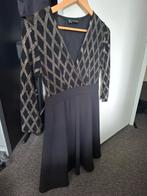 Jurk, Feestjurk, kerstjurk, nieuw, zwart met goud, Kleding | Dames, Jurken, Ophalen of Verzenden, Nieuw, Maat 34 (XS) of kleiner