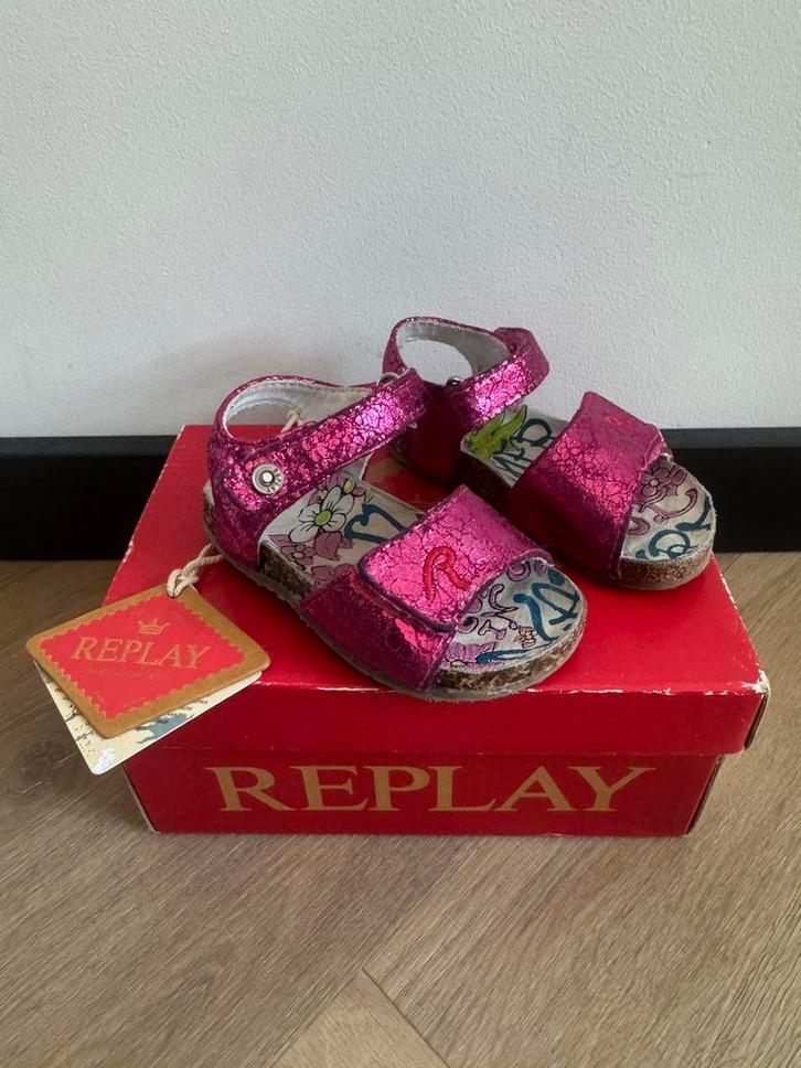 Replay sandalen schoenen slippers metallic roze maat 21, Kinderen en Baby's, Babykleding | Schoentjes en Sokjes, Zo goed als nieuw