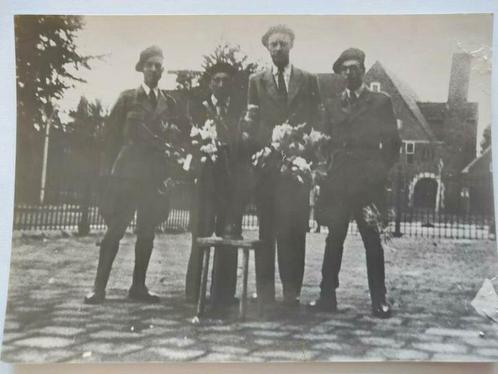 A17 Dordrecht Cornelis de Wittstraat Gymnasium Verzet 1945, Verzamelen, Militaria | Tweede Wereldoorlog, Foto of Poster, Nederland