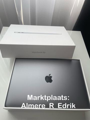 MacBook Air M1, 8GB, 256GB SSD, Batterijcapaciteit 98% beschikbaar voor biedingen