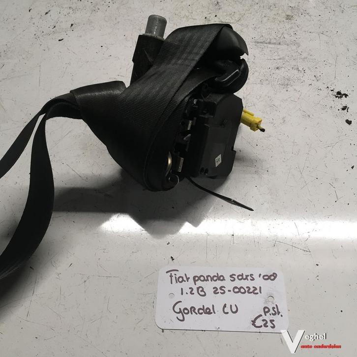 Fiat Panda 5drs 1.2 B 2008 2500221  Gordel Linksvoor of Rech, Auto-onderdelen, Interieur en Bekleding, Gebruikt, Ophalen of Verzenden