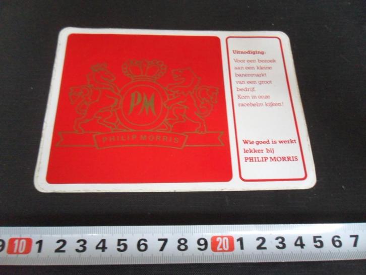 sticker PHILIP MORRIS   logo, Hobby en Vrije tijd, Stickers en Plaatjes, Zo goed als nieuw, Sticker, Ophalen
