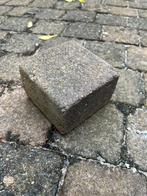 Kleine betonklinkers 300 stuks (3,5 m2), Tuin en Terras, Ophalen, Gebruikt, Klinkers, Minder dan 5 m²