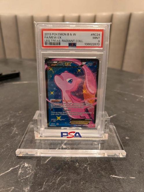 2013 FA/Mew EX Legendary Treasures #RC24 PSA 9, Hobby en Vrije tijd, Verzamelkaartspellen | Pokémon, Zo goed als nieuw, Losse kaart