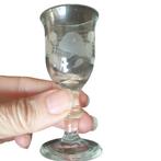 Antiek likeurglaasje borrelglaasje met pontil 1206, Antiek en Kunst, Antiek | Glas en Kristal, Ophalen of Verzenden