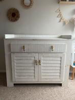Wit houten ledikant + commode incl veel accessoires, Kinderen en Baby's, Kinderkamer | Commodes en Kasten, Ophalen, 50 tot 70 cm