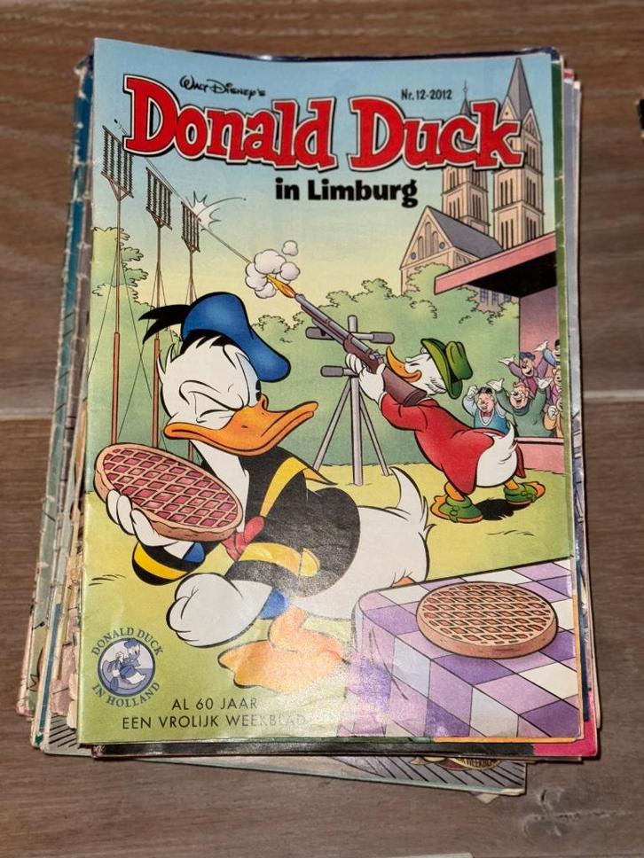 Ruim 365 Donald Duck strips (verschillende jaargangen), Boeken, Strips | Comics, Gelezen, Meerdere comics, Europa, Ophalen of Verzenden