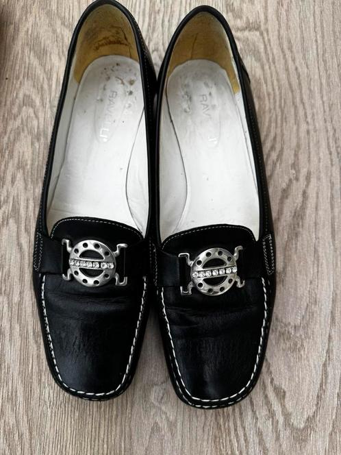 Zwarte leren instappers RAVELLI m 39, Kleding | Dames, Schoenen, Zo goed als nieuw, Instappers, Blauw, Ophalen of Verzenden