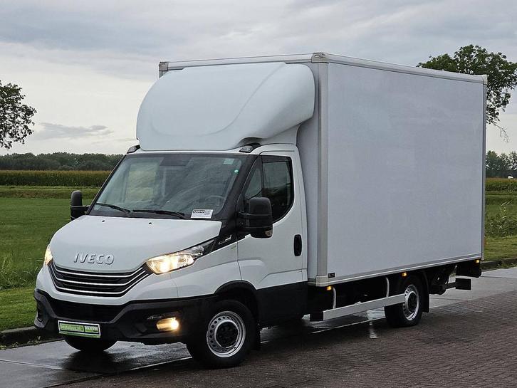 Iveco 35S18 Bakwagen Laadklep Automaat Clima Cruise Camera, Auto's, Bestelauto's, Bedrijf, Te koop, Achteruitrijcamera, Airconditioning