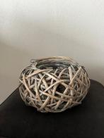 Rotan windlicht met glazen houder, Ophalen of Verzenden