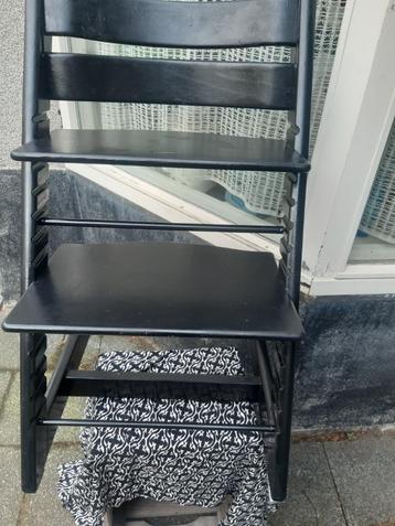 Zwarte Stokke Tripp Trapp kinderstoel triptrap beschikbaar voor biedingen