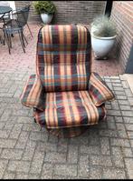 Relax fauteuil met poef, Ophalen, Gebruikt, 75 tot 100 cm, Stof