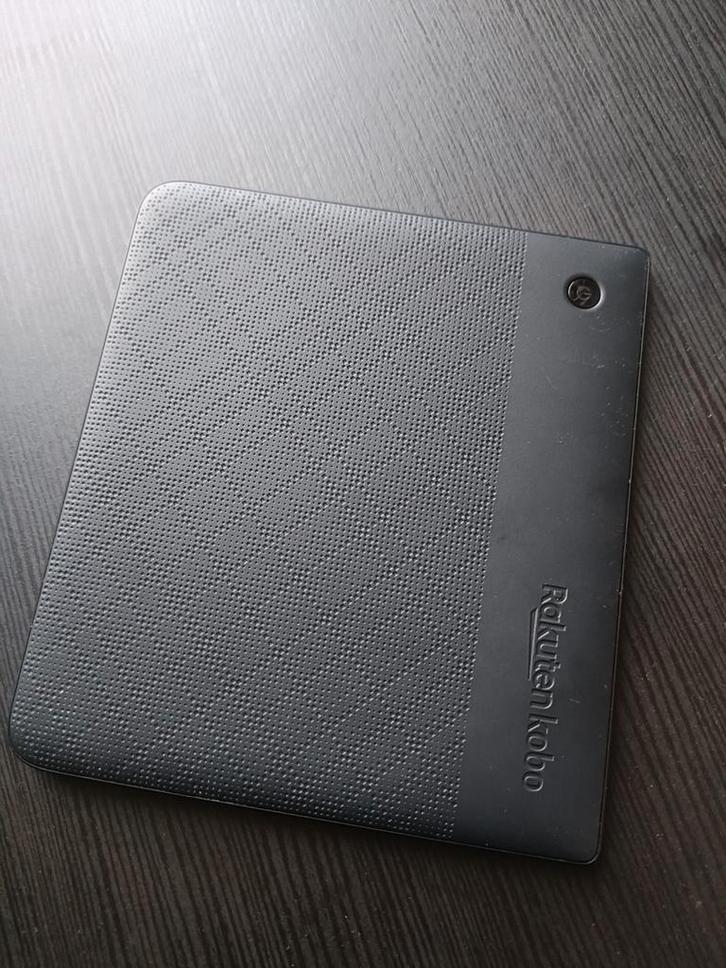 Kobo Libra 2!, Computers en Software, E-readers, Zo goed als nieuw, 7 inch, 16 GB of meer, Bluetooth, Touchscreen, Waterbestendig