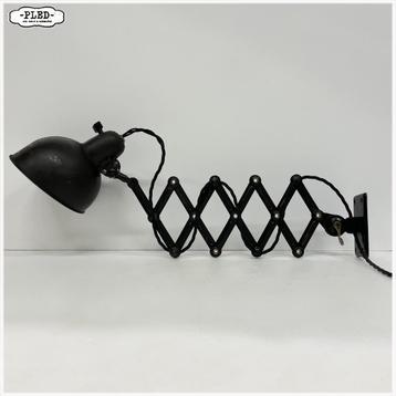 Kaiser iDell schaarlamp, Model 6852, jaren '30 Bauhaus beschikbaar voor biedingen