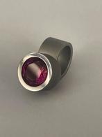 Niessing Max stalen ring met roze steen - Maat 55, Sieraden, Tassen en Uiterlijk, IJzer of Staal, Nieuw, Ophalen of Verzenden