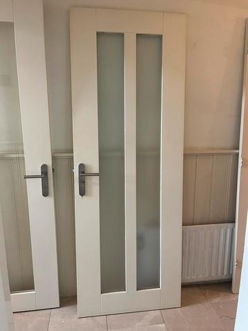 Binnendeur met glas 77.5 x 210.5 beschikbaar voor biedingen