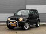 Suzuki Jimny 1.3 hard top Cabrio 4WD 2001 Zwart, Auto's, Suzuki, Zwart, 4 cilinders, 4 stoelen, Zwart