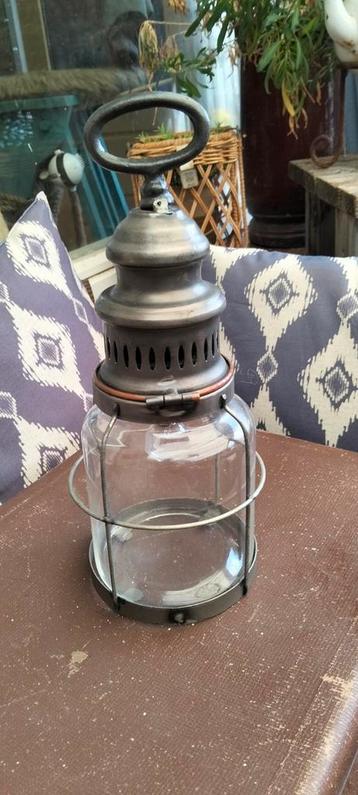 Leuk brocante lampje lamp beschikbaar voor biedingen