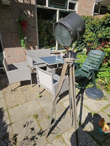Design Lamp beschikbaar voor biedingen