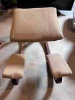 Stokke kniestoel, Huis en Inrichting, Bureaustoelen, Ophalen, Ergonomisch, Gebruikt, Beige