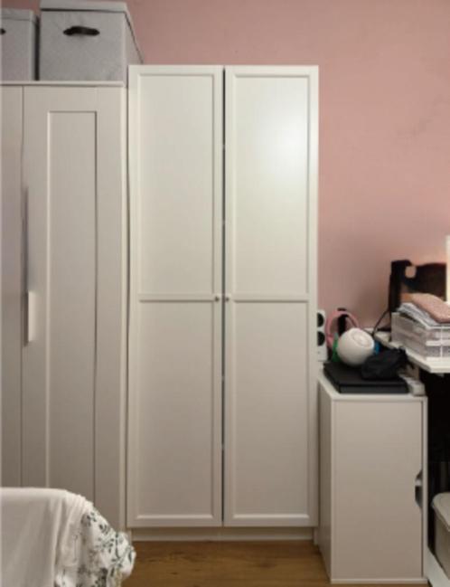 Ikea Boekenkast met deuren (Billy + Oxberg), Huis en Inrichting, Kasten | Boekenkasten, Zo goed als nieuw, 50 tot 100 cm, 200 cm of meer