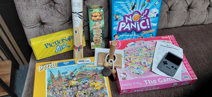 Spelletjes Pakket - Leuk voor Sinterklaas!, Hobby en Vrije tijd, Gezelschapsspellen | Bordspellen, Gebruikt, Een of twee spelers