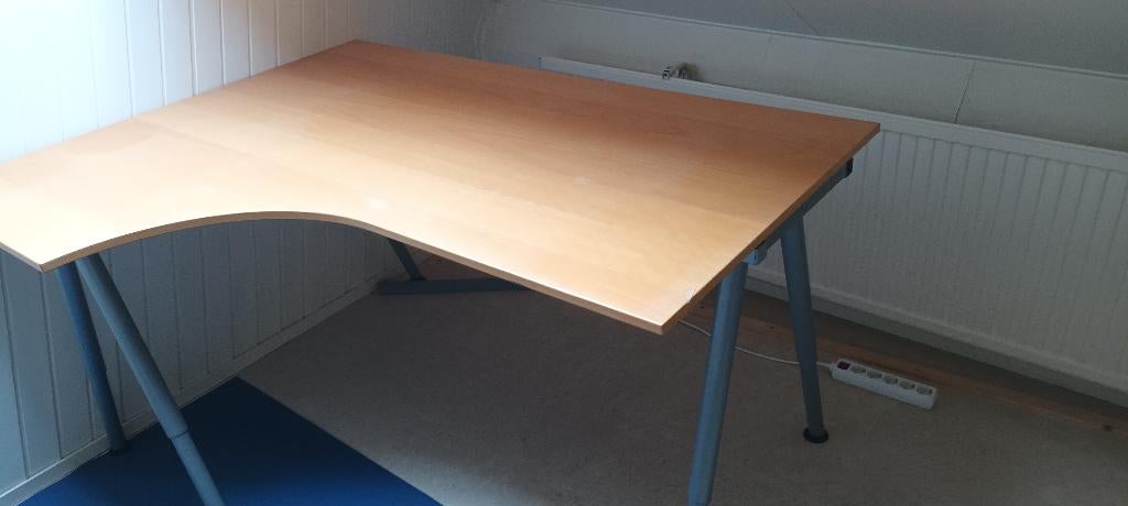 BUREAU NU Laatste kans €30,00, Huis en Inrichting, Bureaus, Ophalen, In hoogte verstelbaar, Gebruikt, Bureau