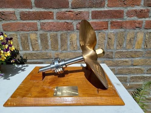 Scheepsschroef - geschenk messing brons Esso Singarpore, Antiek en Kunst, Curiosa en Brocante, Ophalen of Verzenden